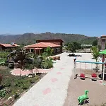 Rueya Park Semesterpark 3*