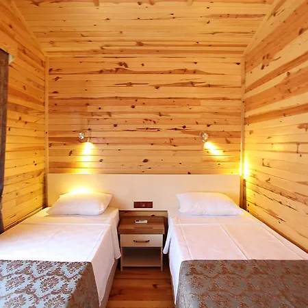 Rueya Park 3* Çıralı