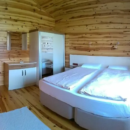 Rueya Park Πάρκο διακοπών 3*