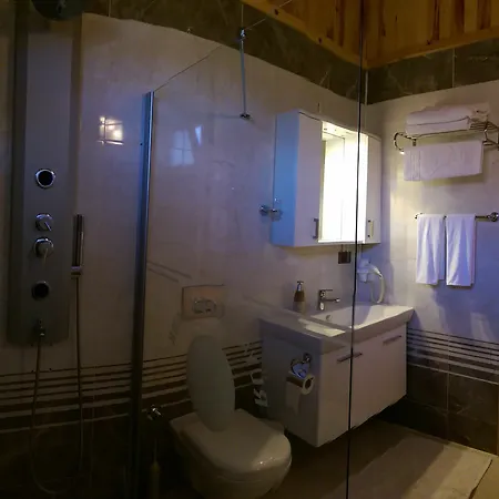 Rueya Park Çıralı